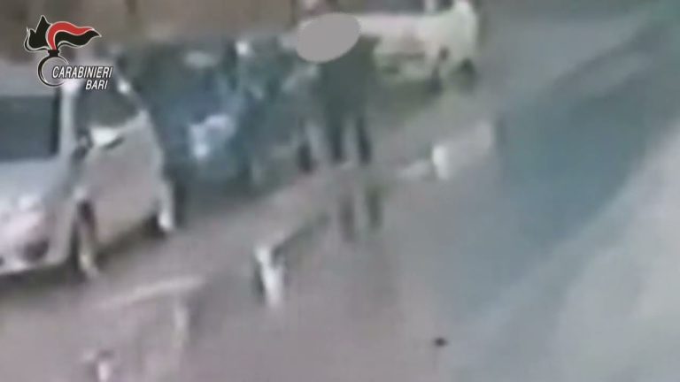 Bari, furti d’auto a raffica: in carcere per tre persone
