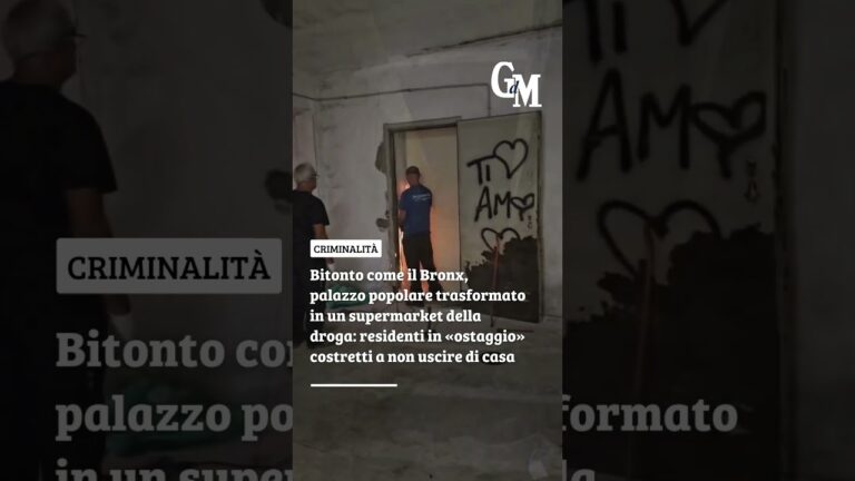 #Bitonto come il Bronx, palazzo popolare trasformato in market della droga: residenti chiusi in casa