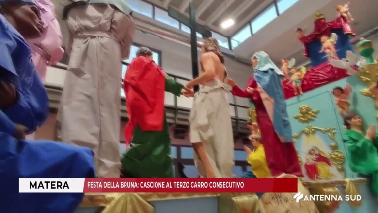 23 NOVEMBRE 2025   MATERA   FESTA DELLA BRUNA    CASCIONE AL TERZO CARRO CONSECUTIVO