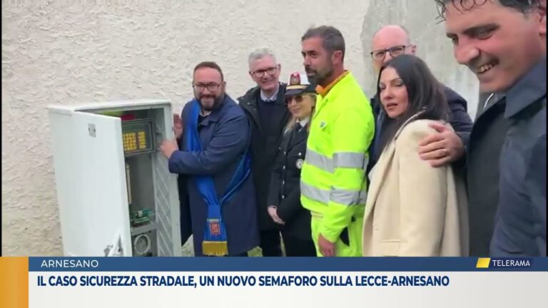 Sicurezza stradale, un nuovo semaforo sulla Lecce-Arnesano