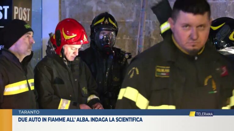 Due auto in fiamme all’ alba. Indaga la scientifica