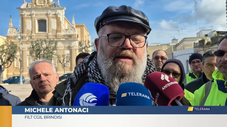 Protesta degli operai della meridionale servizi