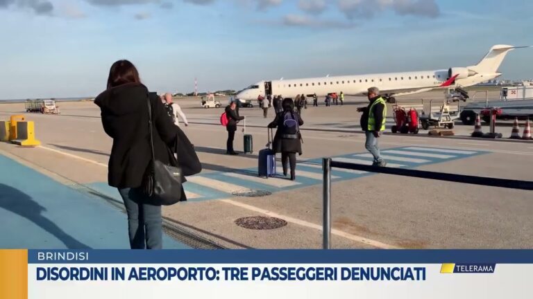 Disordini in aeroporto 3 passeggeri denunciati