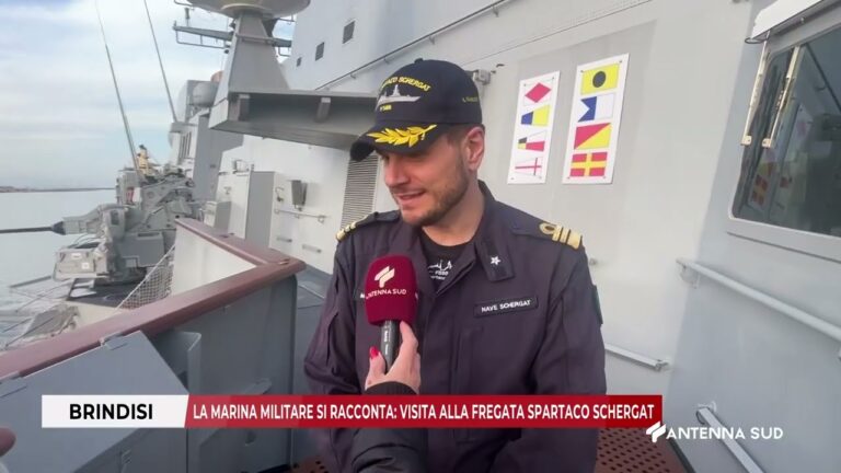 23 GENNAIO 2026   BRINDISI   LA MARINA MILITARE SI RACCONTA VISITA ALLA FREGATA SPARTACO SCHERGAT
