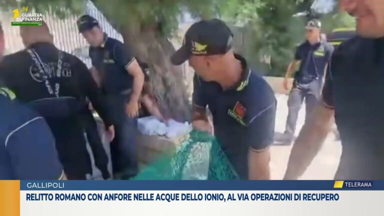 Relitto romano con anfore nelle acque dello ionio, al via operazioni di recupero