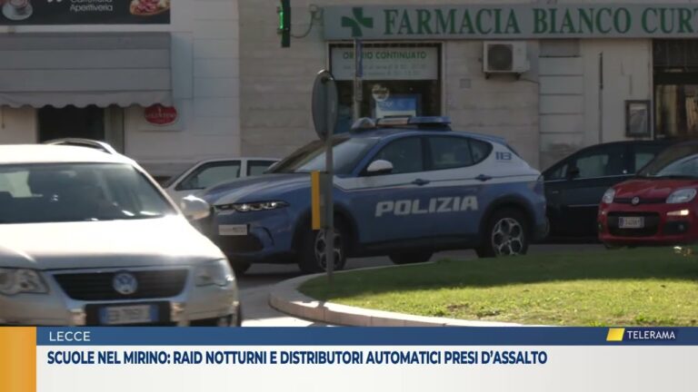 Scuole nel mirino: raid notturni e distributori automatici presi d’assalto