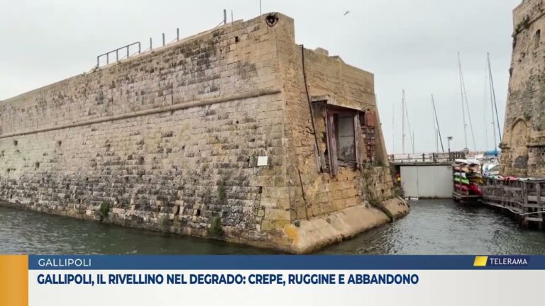 Gallipoli, il Rivellino nel degrado: crepe, ruggine e abbandono