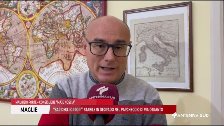 23 FEBBRAIO 2026   MAGLIE LE “BAR DEGLI ORRORI”: STABILE IN DEGRADO NEL PARCHEGGIO DI VIA OTRANTO