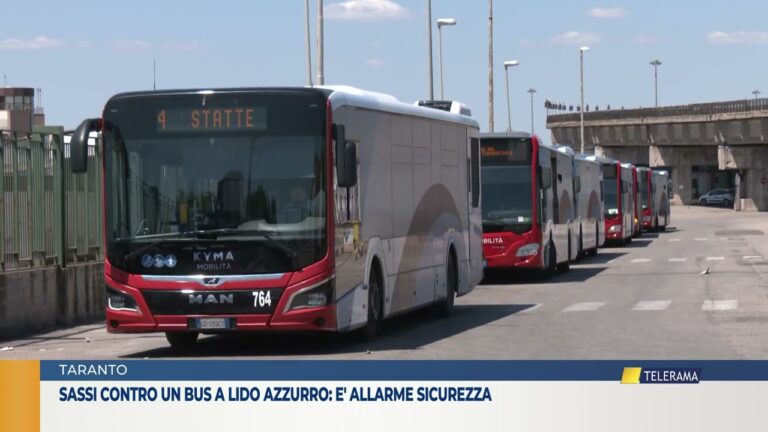 SASSI CONTRO UN BUS A LIDO AZZURRO E’ ALLARME SICUREZZA