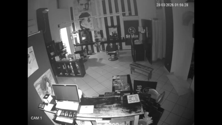 Furto con scasso in un salone da parrucchiere a Casarano