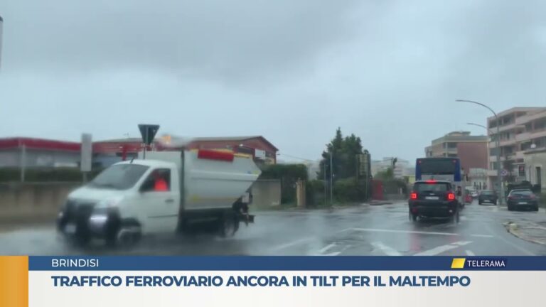 Traffico ferroviario ancora in tilt per il maltempo