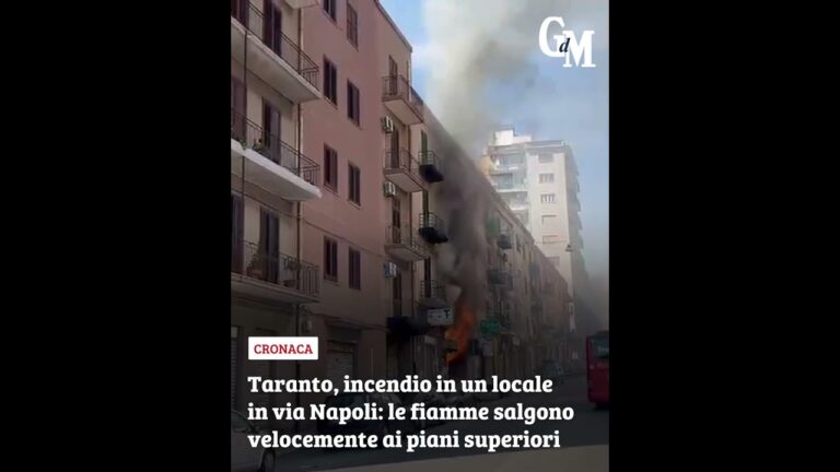 #Taranto, #incendio in un locale in via Napoli: le fiamme salgono velocemente ai piani superiori