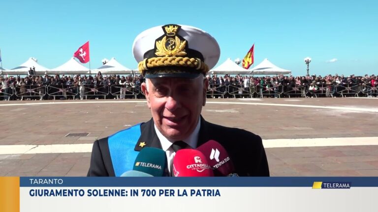 TARANTO. GIURAMENTO SOLENNE: IN 700 PER LA PATRIA
