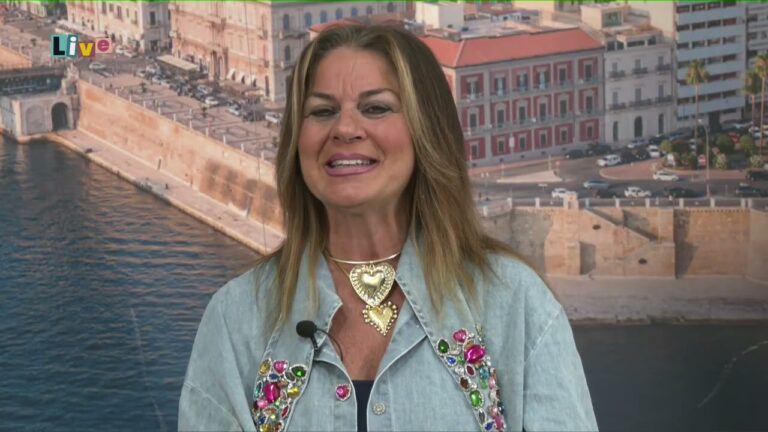 LIVE.  FRANCESCA CANNELLA E GIULIANO CIANCIARUSO (PRIMI LAUREATI IN MEDICINA A TARANTO)