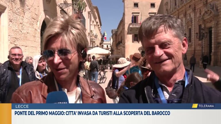 Ponte del primo maggio: città invasa da turisti alla scoperta del barocco