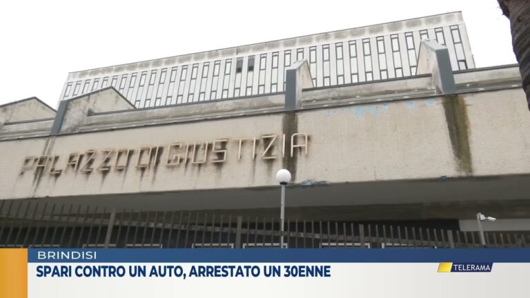 Spari contro un auto, arretstato un 30enne