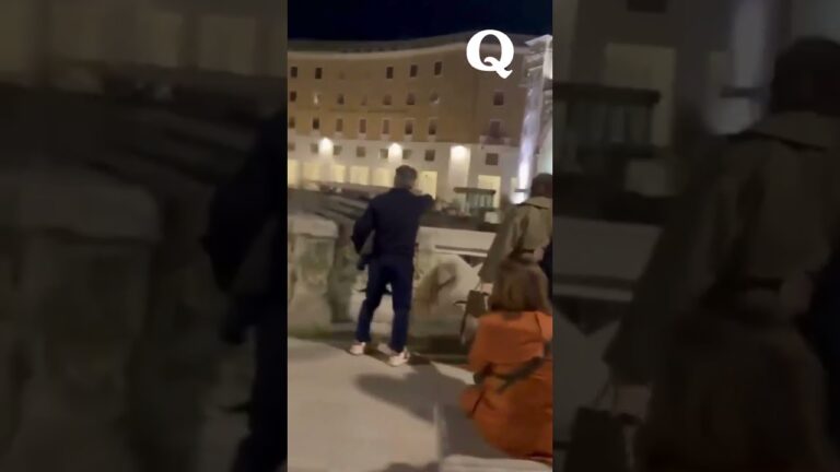 Mel Gibson a sorpresa a Lecce, incantato dalla città