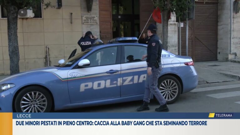 Due minori pestati in pieno centro: caccia alla baby gang che sta seminando terrore