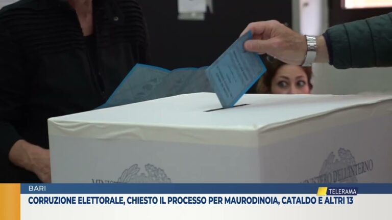 Corruzione elettorale, chiesto il processo per Maurodinoia, Cataldo e altri 13