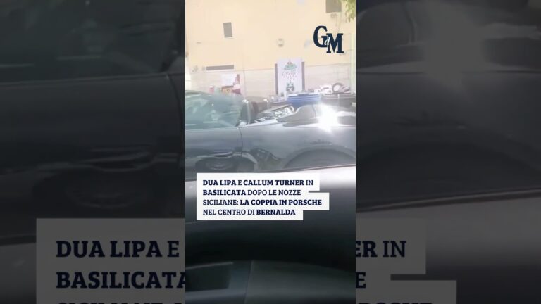 #DuaLipa e Callum Turner in #Basilicata dopo le nozze siciliane: la coppia nel centro di Bernalda