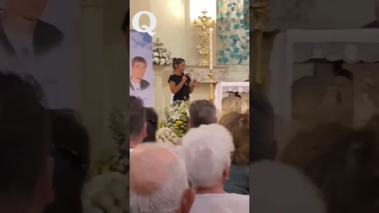 Palloncini e rombo di motori per l’addio a Lorenzo. Il messaggio della mamma