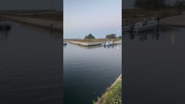 Darsena di San Cataldo ripulita, restano due società in campo per l’affidamento: lunedì si deciderà