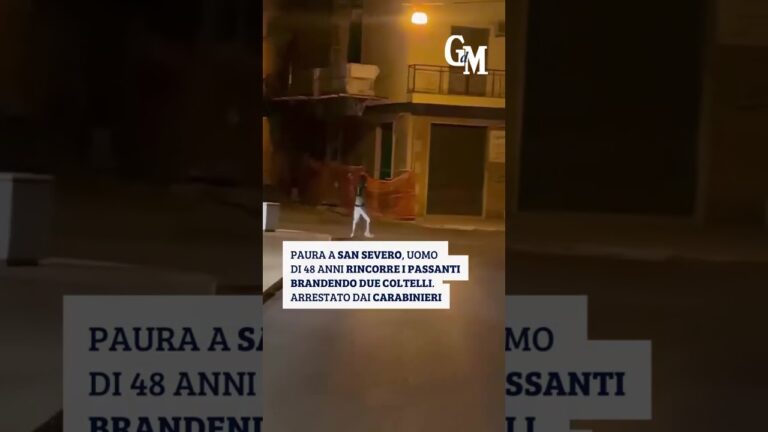 Rincorre passanti brandendo due coltelli, arrestato 48enne a San Severo